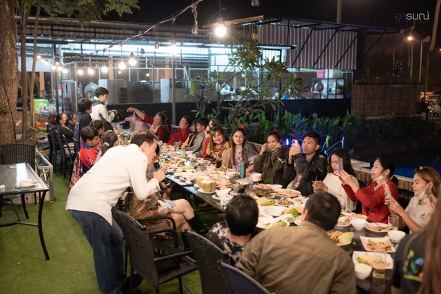 ครัวสวนสน โคราช​ &​ คาราโอเกะ​ ใหม่