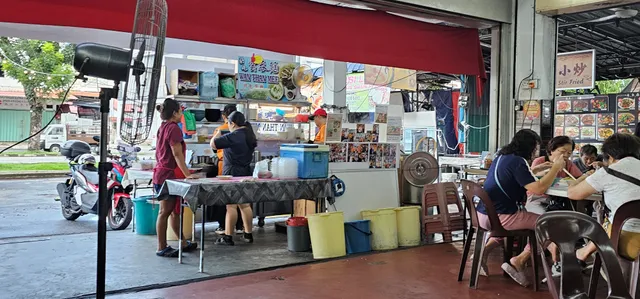 Jelutong Sunshine Kopitiam