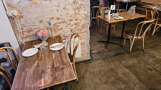 FARANG FARANG Thai Restaurant