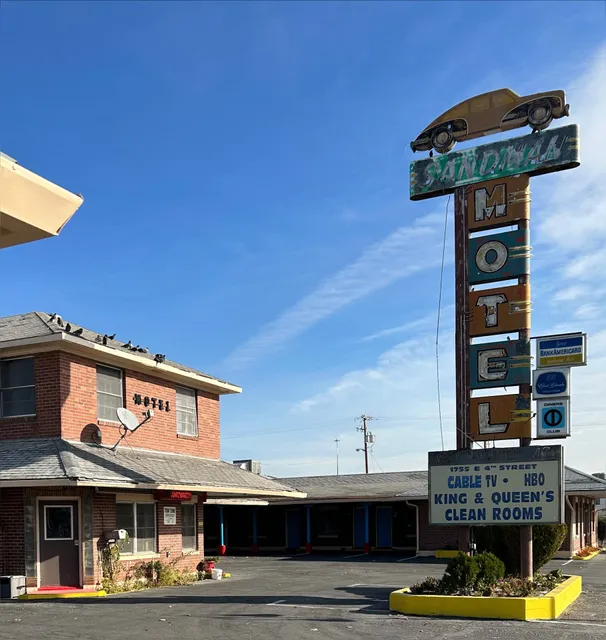 Sandman Motel