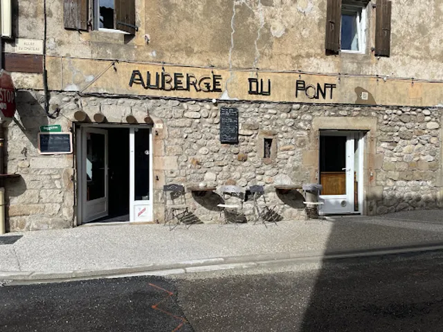 Auberge du Pont de Chambonas « Chez Jeanne et Raphaël »