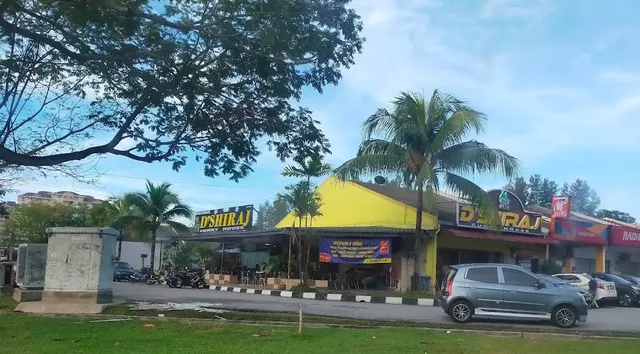 D'Shiraj Curry House | Restoran D'Shiraj Curry House