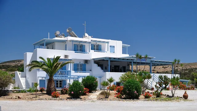 Glyfada Naxos Studios & Apartments