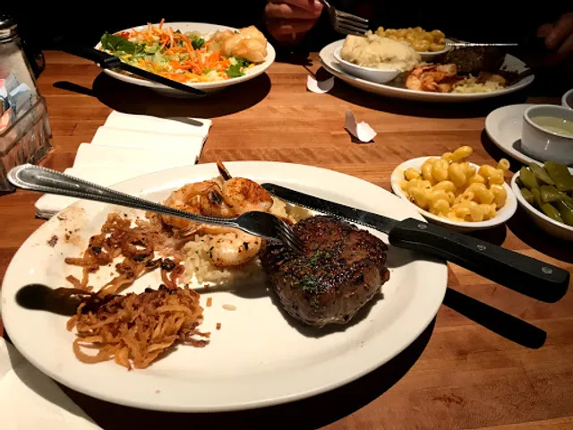 Cheddar's Scratch Kitchen