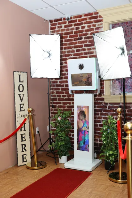 Florida Digital Photo Booth - 360 Photo Booth