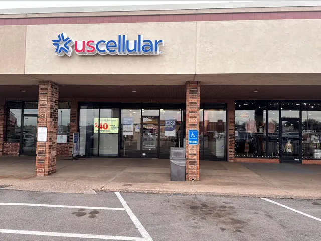 Authorized Retailer UScellular & T-Mobile