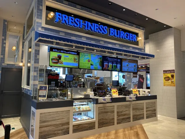 FRESHNESS BURGER LUXS FRONT