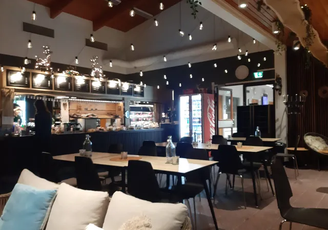 Paloheinän ulkoilumaja