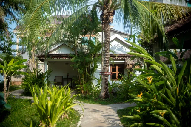 Sambor Village Hotel