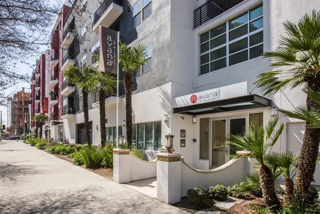 Avana on Wilshire Apartments