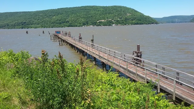 Fleischmann Pier Park