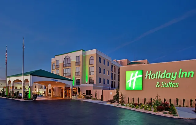 Holiday Inn & Suites Springfield - I-44 by IHG