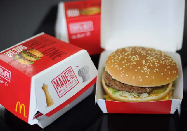 McDonald's Inaricho station