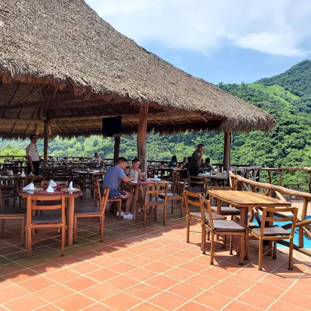 Restaurant La Playita