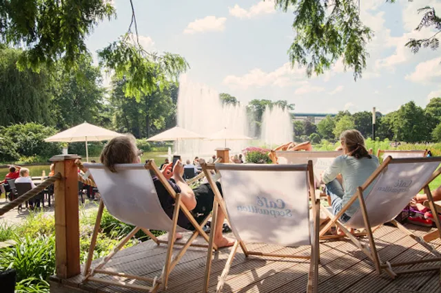 Cafe Seepavillon Planten un Blomen