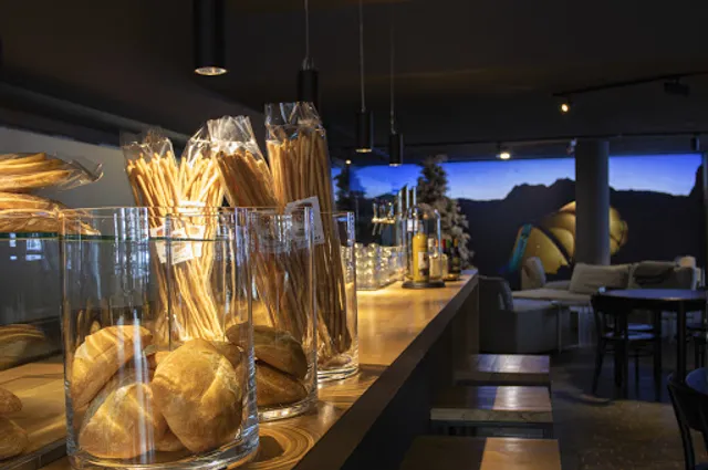 Base Camp Bar & Pizza Restaurant