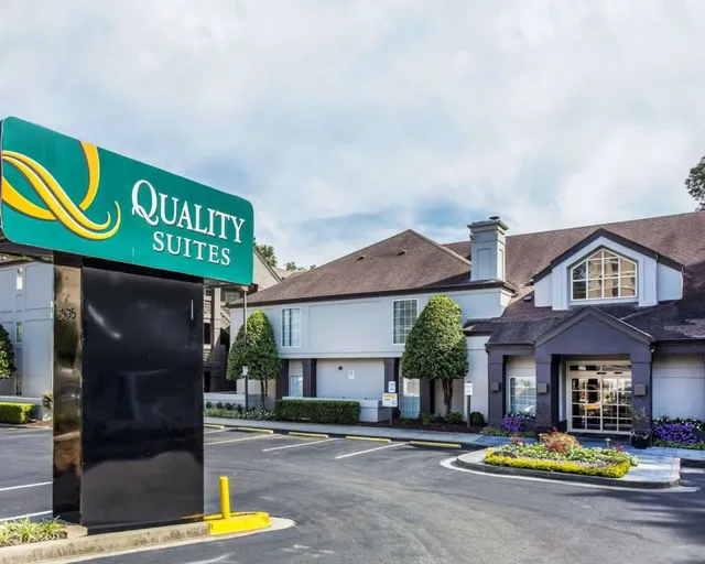 Quality Suites Atlanta Buckhead Village North