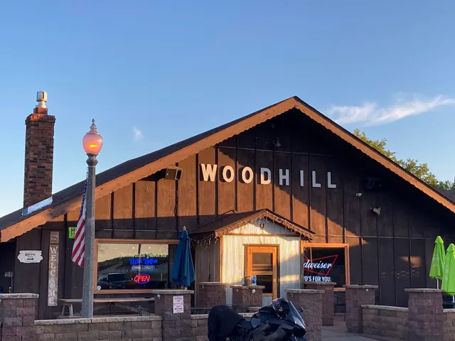 Woodhill Bar & Grill