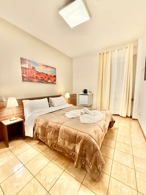 Vitti's home verona 5