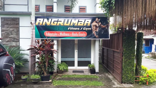 Angrumba Family Homestay near RSUD Caruban