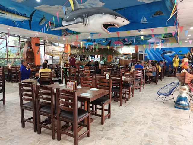 Mariscos El Tiburón de La Costa Sucursal Morelia