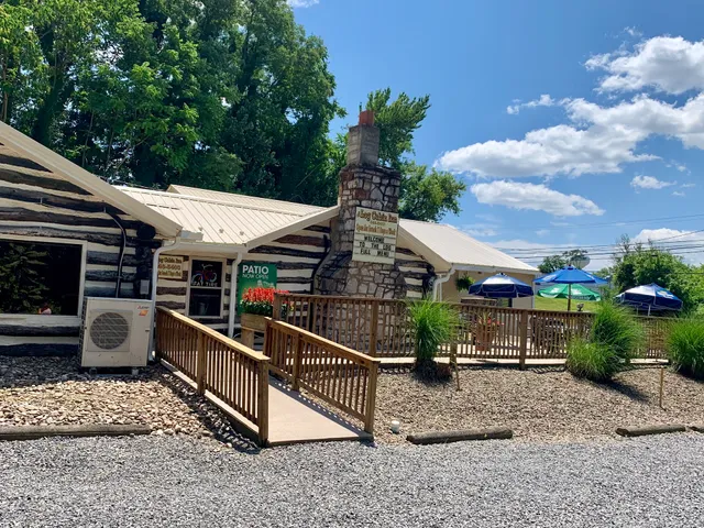 Log Cabin Inn - Motel