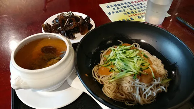 【花蓮美食】威廚食府-平價小吃