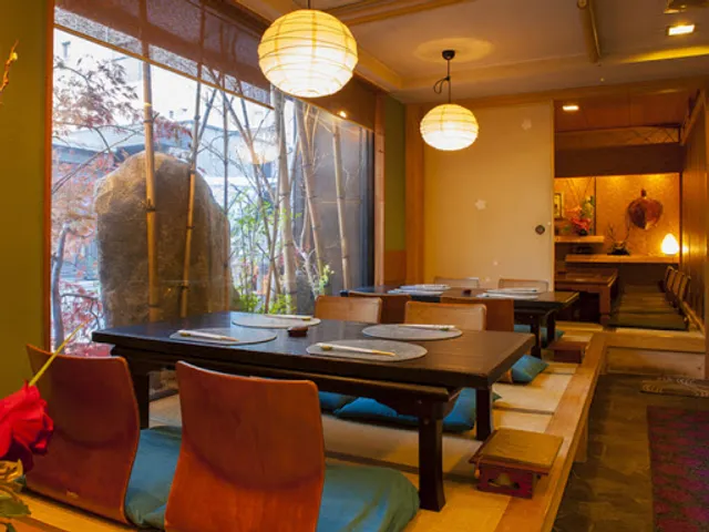 広島の旬なかたに