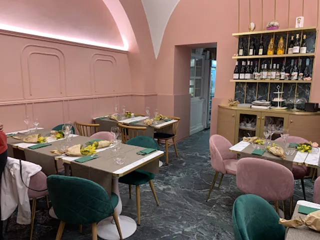 Peonia Food & Beverage