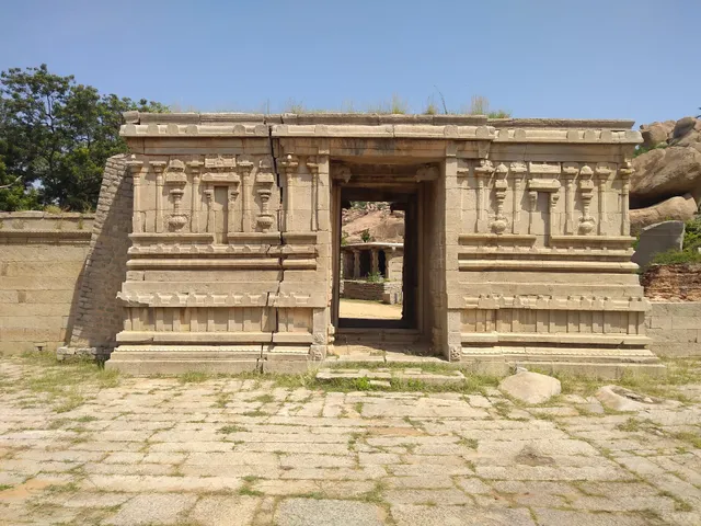 Hampi Shri Varahaswami Gudi