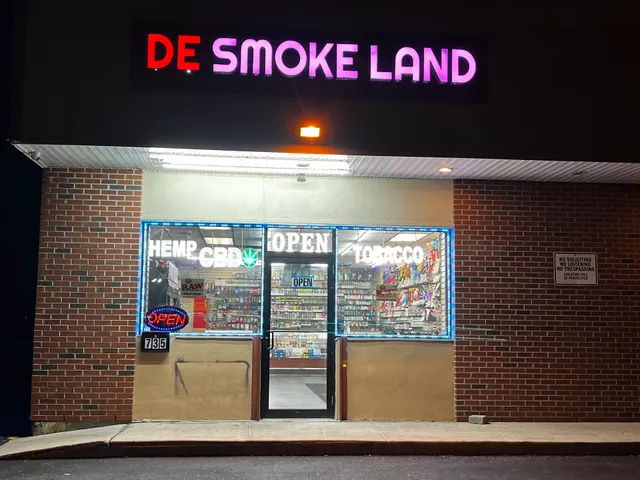 DE Smoke Land