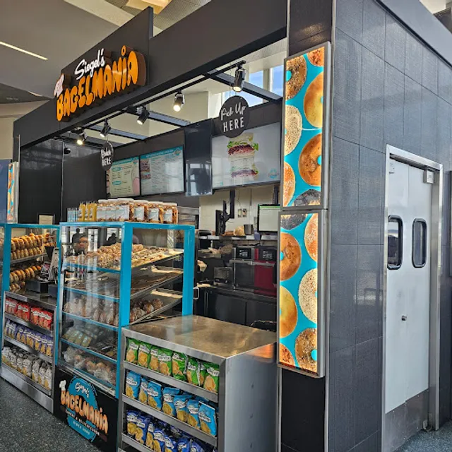 Siegel's Bagelmania at LAS