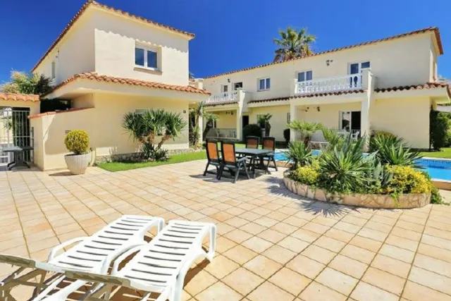 MUGA Hotel Apartments