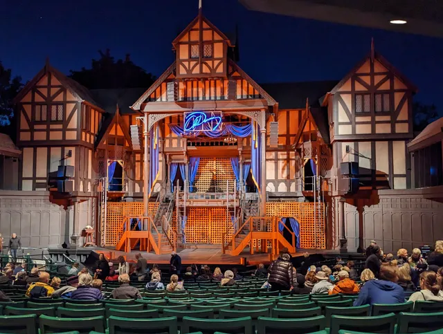 Allen Elizabethan Theatre - Oregon Shakespeare Festival