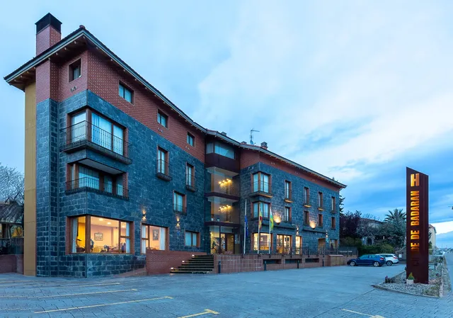 Hotel Conde De Badarán