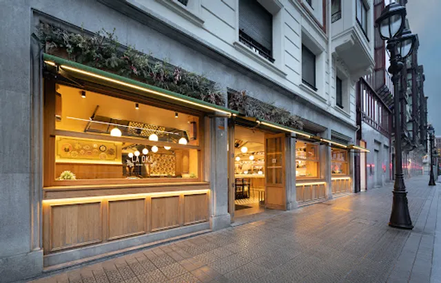 La Oka Gastrobar
