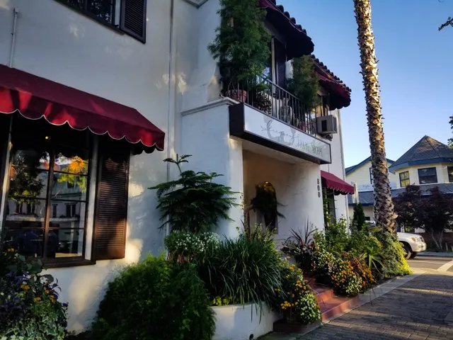 Gregory Frame Shoppe