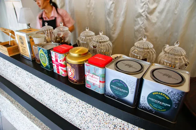 雨露微亮 everiridescent