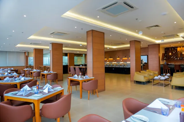 Kinaya Restaurant and Bar