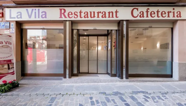Hostal La Vila