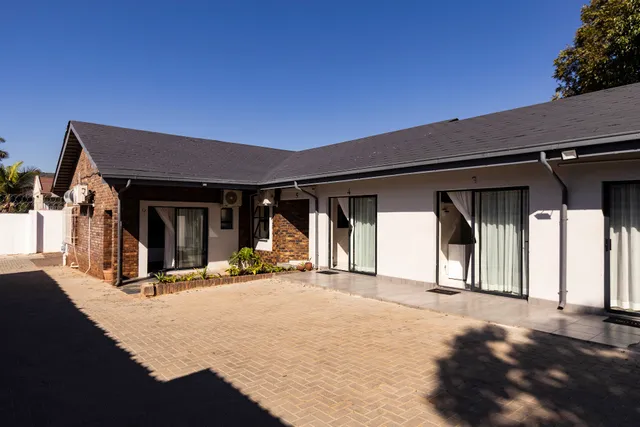 Mandulia Guest House