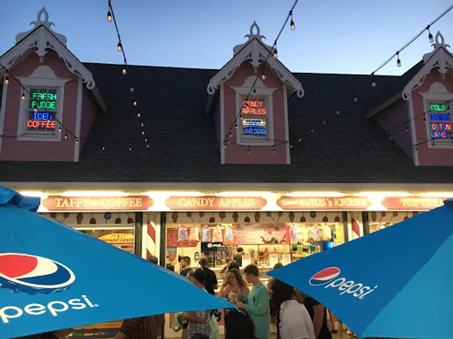 Jenkinson's South Gift Shop