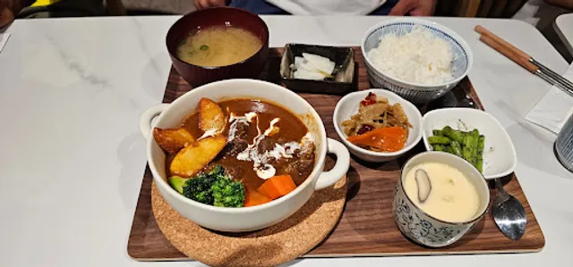 春夏冬日本家庭料理あきない-大立店【前金區日式料理簡餐】