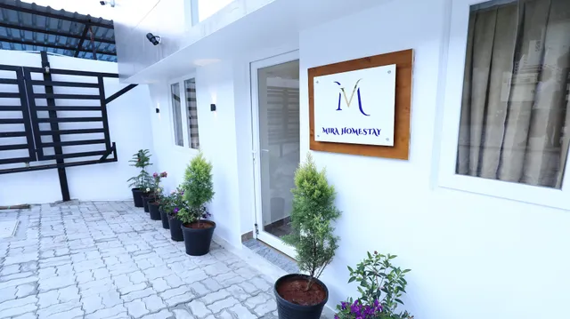 Mira Home Stay