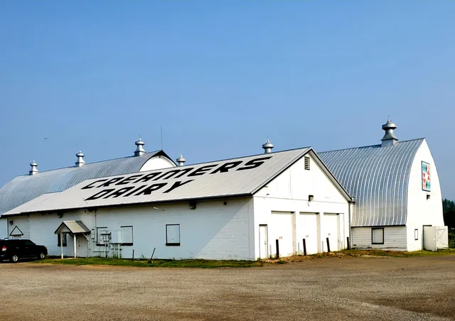 Farmhouse Visitor Center at Creamer's Field