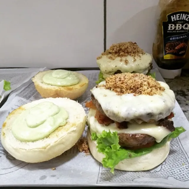 Salvador BURGUER GRILL