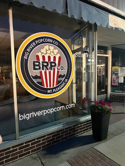 Big River Popcorn & Treats