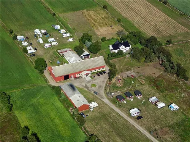 Rödlix Hostel & Camping