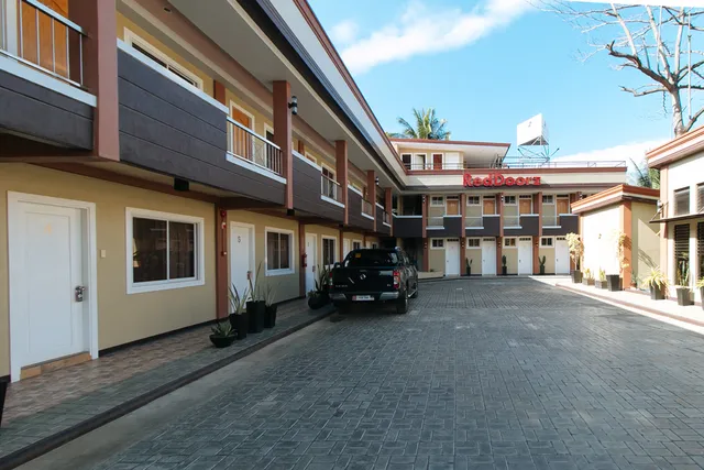 RedDoorz near Lapasan Plaza Cagayan de Oro