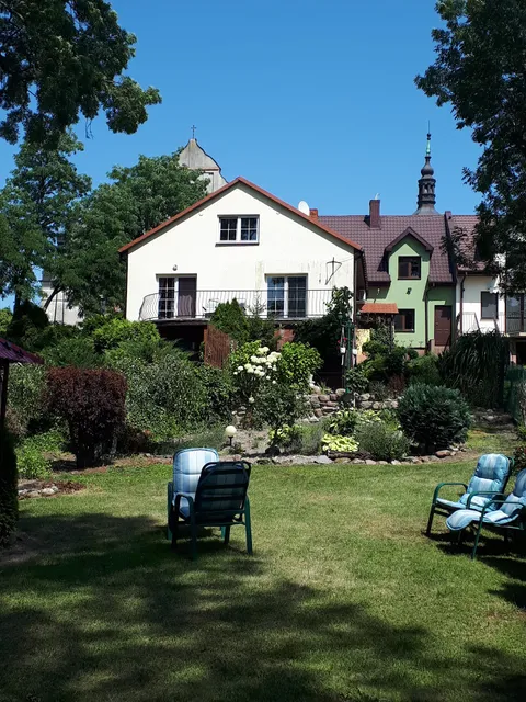 Cztery Pory Roku Noclegi Wolne Pokoje Wypoczynek